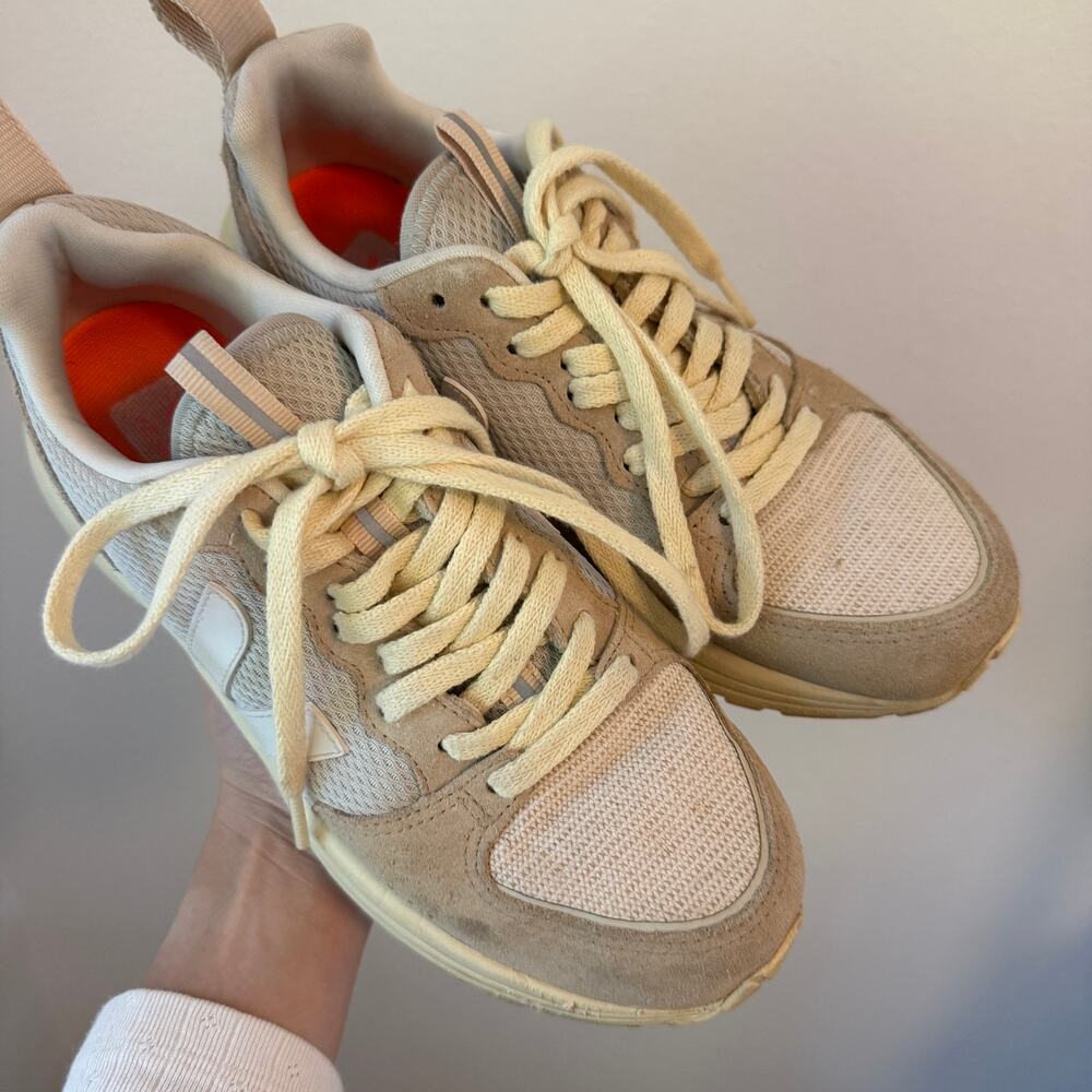 Veja Venturi Sneakers Sz 38 / 7 - Picture 3 of 8